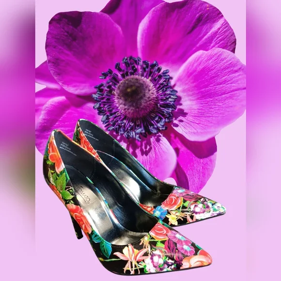 Hot Tomato Brand Women's Floral Heels - Picture 3 of 3